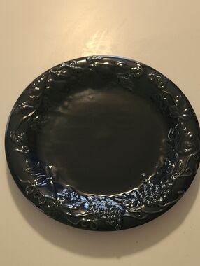 Decorative Dark Navy Ceramic  Plate 12 Inch with Grape Motif